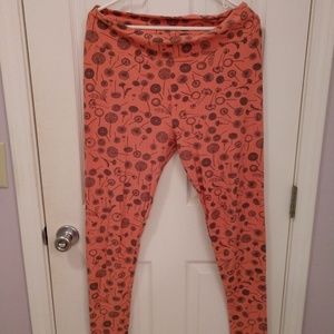 Lularoe Tall& Curvy Leggings